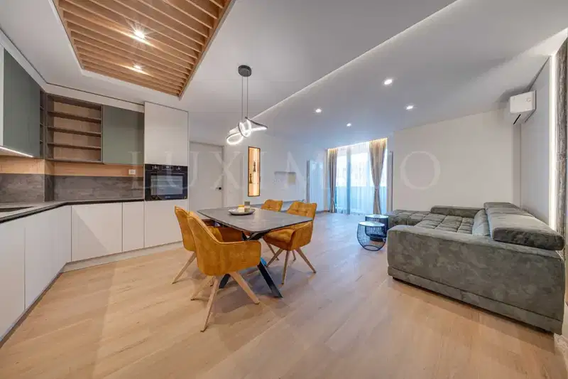 Three-room apartment with balcony in Krastova vada, Sofia