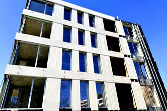Тристаен апартамент с две бани в Кръстова вада, София