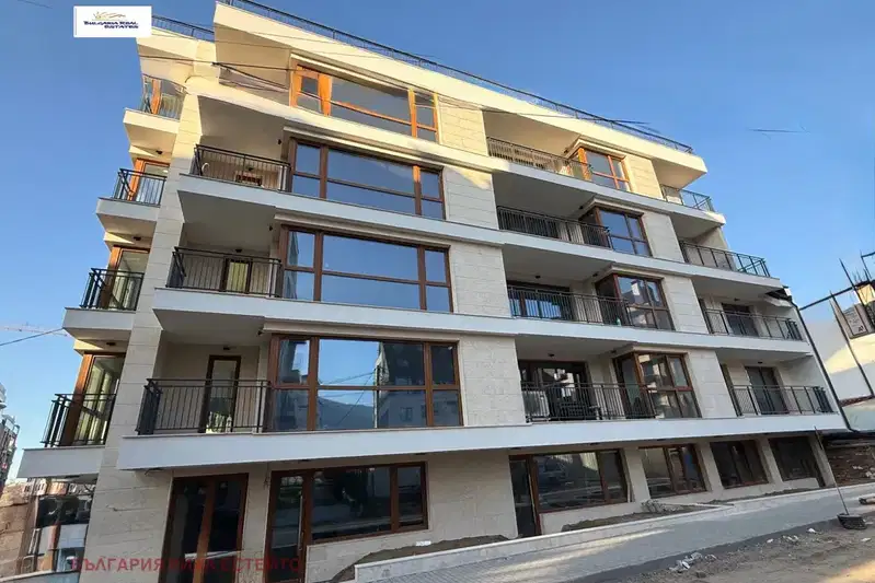 Spacious 3-room apartment with terrace in Krastova vada, Sofia