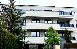 Тристаен апартамент в София, Кръстова вада