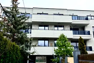 Тристаен апартамент в София, Кръстова вада
