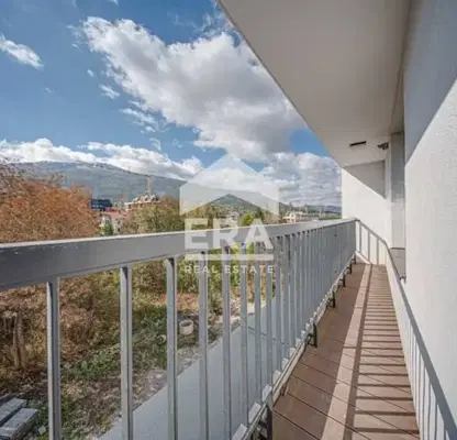 Photo 2 — Three-room apartment with Vitosha view in Krastova vada