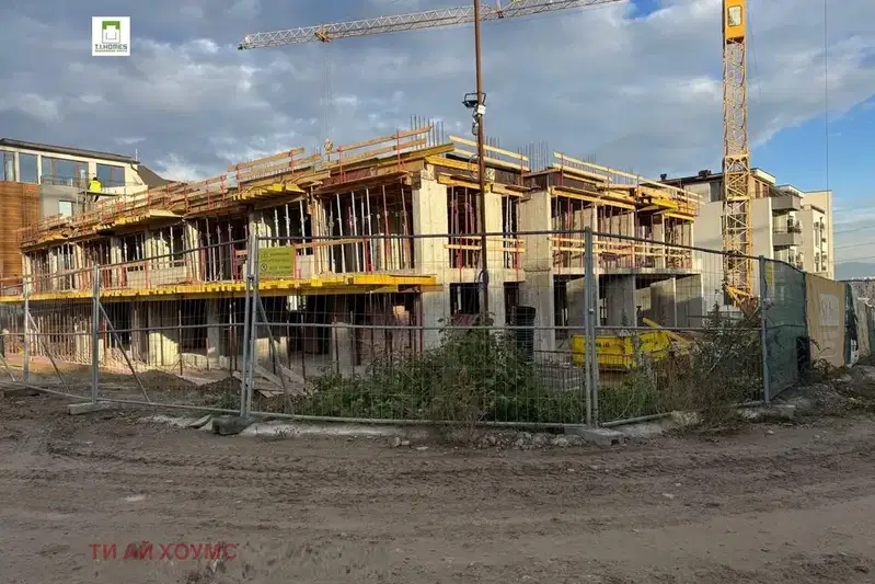 apartment in Sofiya, Krystova Vada