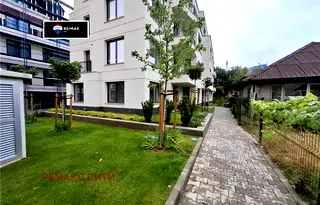 Тристаен апартамент в Кръстова вада с тераса и асансьор