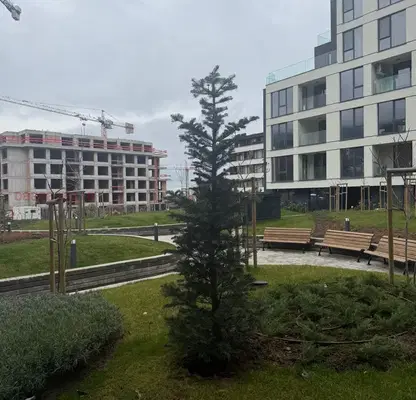 Снимка 2 — Тристаен апартамент с двор в Кръстова вада, София