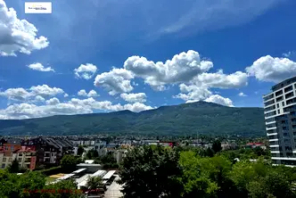 Многостаен апартамент в София, Кръстова вада