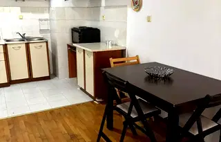Двустаен апартамент с тераса в Лагера, ул. Смолянска, София