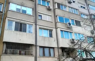 Апартамент 2-стаен в Лагера с балкон и източно-западно изложение