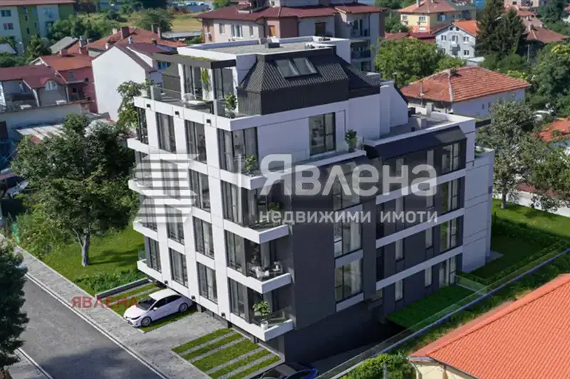 Тристаен апартамент с две тераси в Левски, София