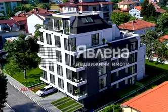 Тристаен апартамент с две тераси в Левски, София