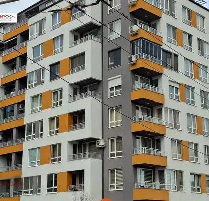 Снимка 2 — Двустаен апартамент с балкон в Левски Г, София