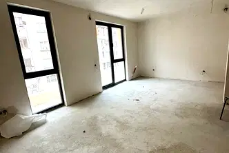 Двустаен апартамент в Лозенец с югозападно изложение