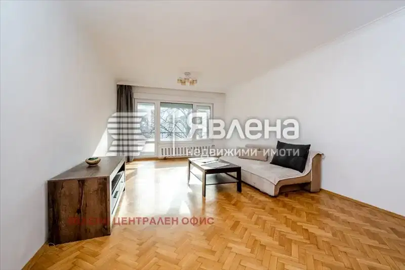 3-bedroom apartment in Sofiya, Lozenec