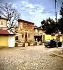 Тристаен апартамент с две тераси в Лозенец, София