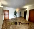 Снимка 2 — Просторен 4-стаен апартамент с панорамна тераса в Лозенец, София