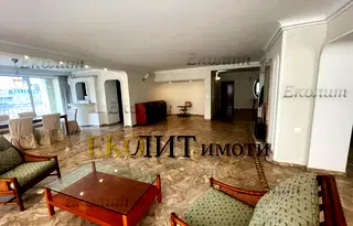 Просторен 4-стаен апартамент с панорамна тераса в Лозенец, София