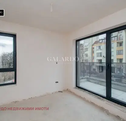 Photo 4 — 4-bedroom apartment in Sofia, Lozenec