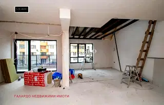 Апартамент с 4 спални в Лозенец с голяма тераса