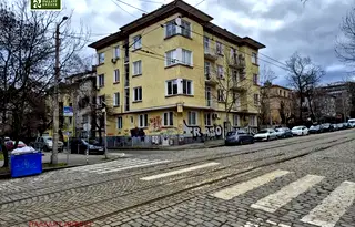 4-стаен апартамент с две тераси в Лозенец, бул. Христо Смирненски