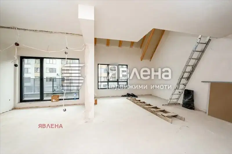 Многостаен апартамент в София, Лозенец
