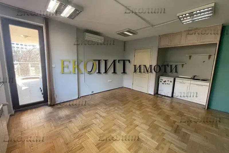 Луксозен 2-стаен апартамент с паркинг в Лозенец, София