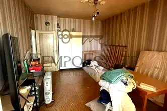 Двустаен апартамент с южно изложение в Люлин 1, София