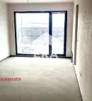 Двустаен апартамент с тераса и гледка към парк в Люлин 6, София