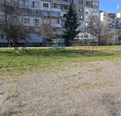 Снимка 4 — Тристаен апартамент с две тераси в Люлин 7, София