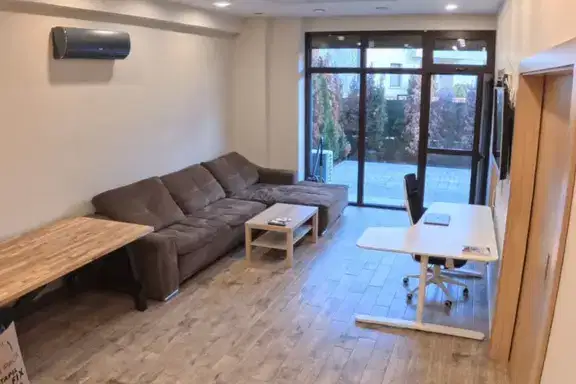 3-bedroom apartment in Sofiya, Kambanite
