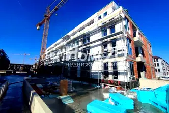 Двустаен апартамент с балкон в Малинова долина, София