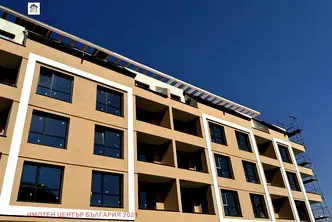 Двустаен апартамент с тераса в Малинова долина, София
