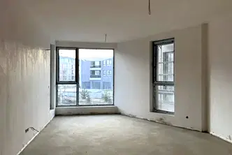 Двустаен апартамент с балкон и гледка в Малинова долина, София