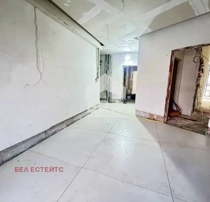Снимка 5 — Двустаен апартамент с тераса в Малинова долина, София