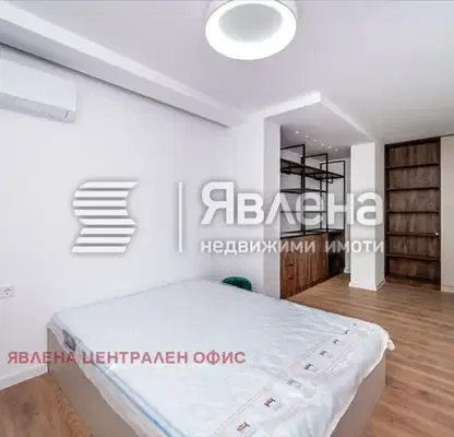 Снимка 2 — Тристаен апартамент с голяма тераса в Малинова долина, София
