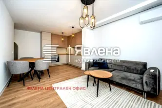 Тристаен апартамент с голяма тераса в Малинова долина, София