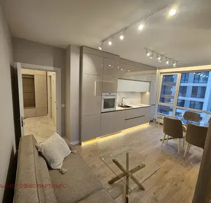 Photo 2 — Three-room apartment in Malinova Dolina with parking space