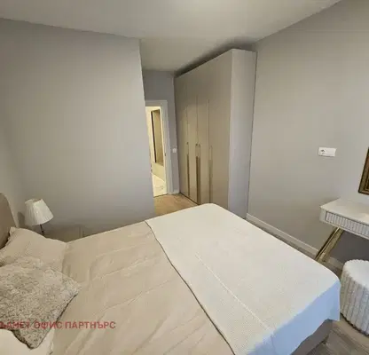 Photo 5 — Three-room apartment in Malinova Dolina with parking space