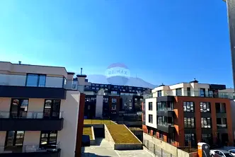 Просторен 4-стаен апартамент в Манастирски ливади с тераса