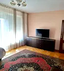 Четиристаен апартамент с три балкона в Медицинска академия, София
