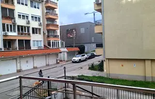 Тристаен апартамент с балкони в Младост 1, София