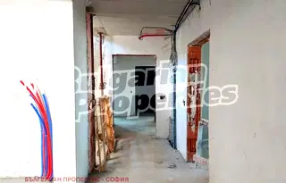 Двустаен апартамент с голяма тераса в Младост 1А, София