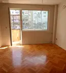 Тристаен апартамент в Младост 3 с балкон и паркомясто