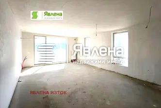 Тристаен апартамент с тераса и гледка към Витоша в Младост 4, София