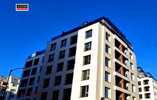 Тристаен апартамент в Младост 4 с две тераси