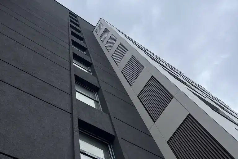 4-bedroom apartment in Sofiya, Mladost 4