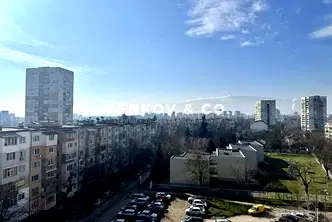 Двустаен апартамент в София, Надежда 2