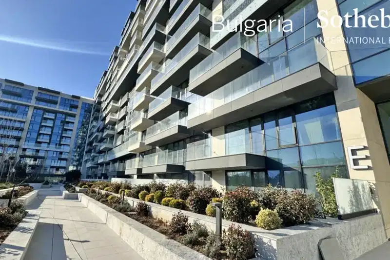 Многостаен апартамент в София, Оборище