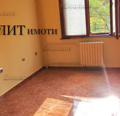 Снимка 3 — апартамент в София, Оборище