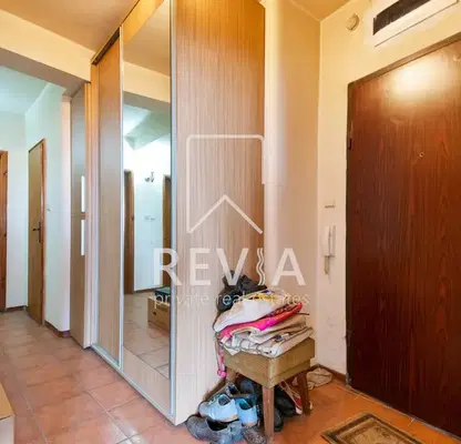 Снимка 5 — Тристаен апартамент с тераса в Орландовци, София