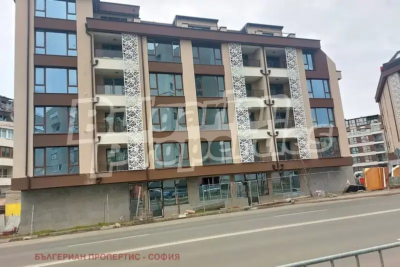 Тристаен апартамент в София, Овча купел 1